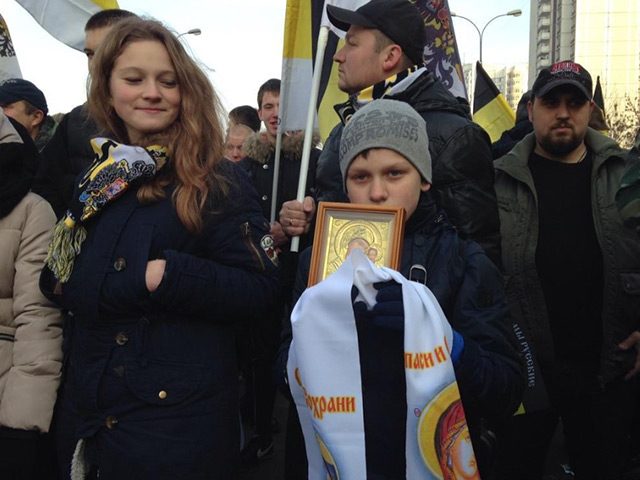 Москва митингующая: в День народного единства в столице проходят два &quot;Русских марша&quot; и шествие &quot;Мы едины!&quot;