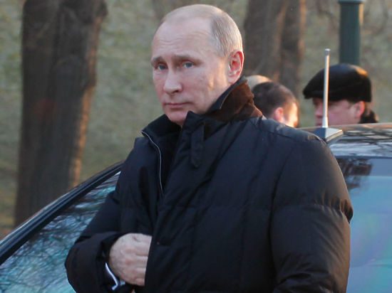 «Молятся, чтобы Путин не передумал». Чего ждать от Послания президента