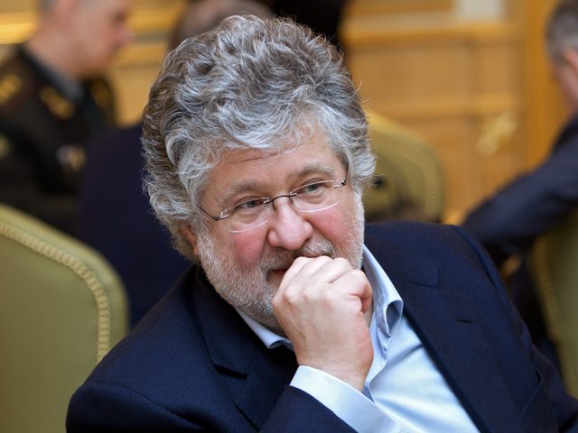 Порошенко отправил в отставку губернатора-олигарха Коломойского