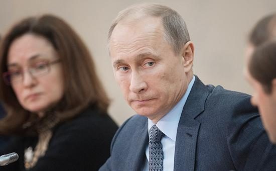 Путин оценил усилия ЦБ по укреплению рубля