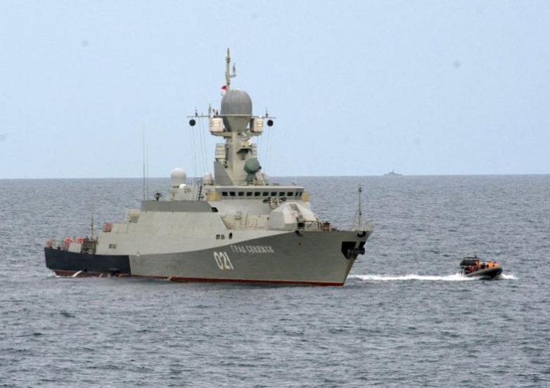 Флот РФ провел обстрел объектов ИГ с моря