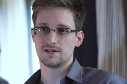 Сноуден раскритиковал мессенджер Telegram Павла Дурова