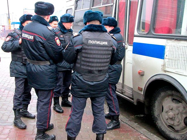 Чеченцы пошли на штурм здания в Москве
