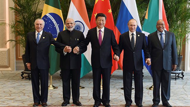 Путин на G20 в Китае участвует в неформальной встрече лидеров БРИКС