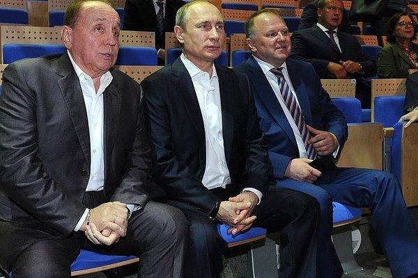 Путин удачно пошутил на юбилее КВН