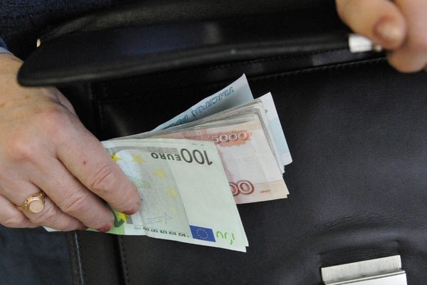 Евросовет выделил €2,5 млн на антикоррупционные цели в России