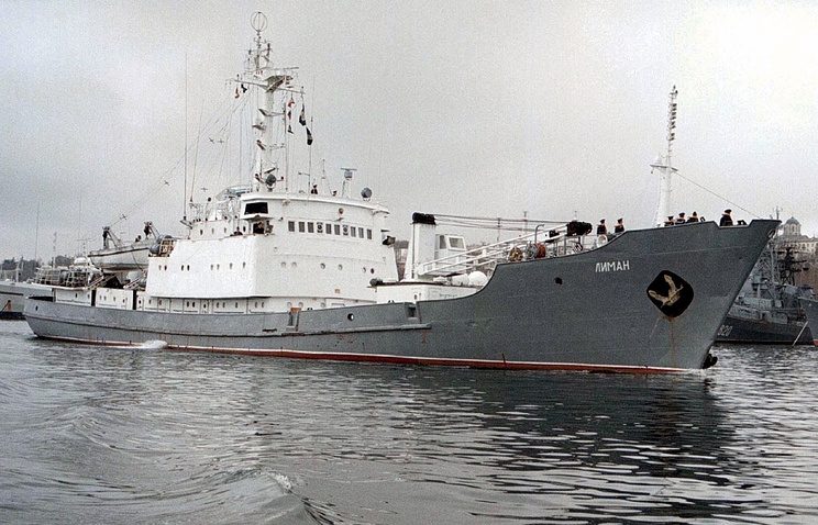 Корабль Черноморского флота затонул после столкновения с транспортным судном