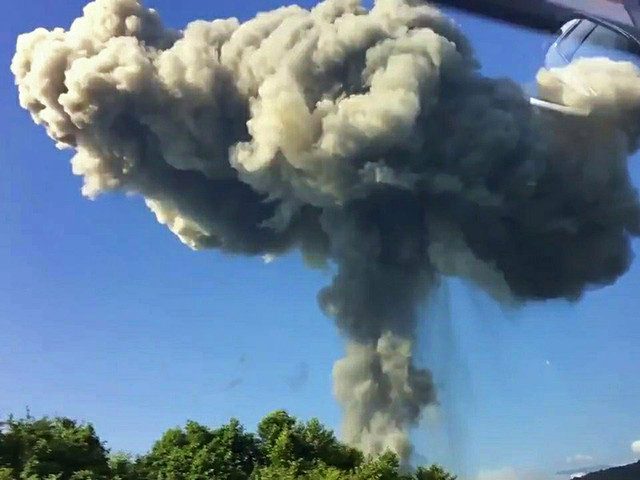 При взрыве склада боеприпасов, в Абхазии  погибли две туристки из Петербурга