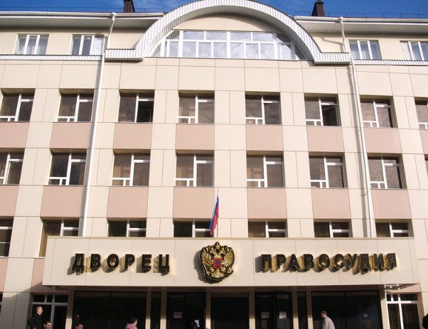 Студент из Ставрополья получил трое суток ареста за перепост фотографии со свастикой из музея