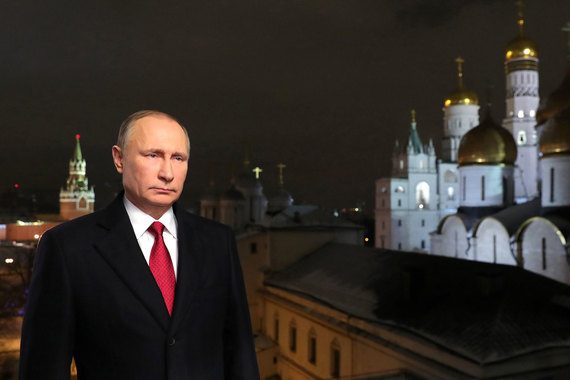 16 новогодних посланий Путина