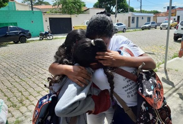Двое бразильских учащихся устроили бойню в школе и совершили суицид