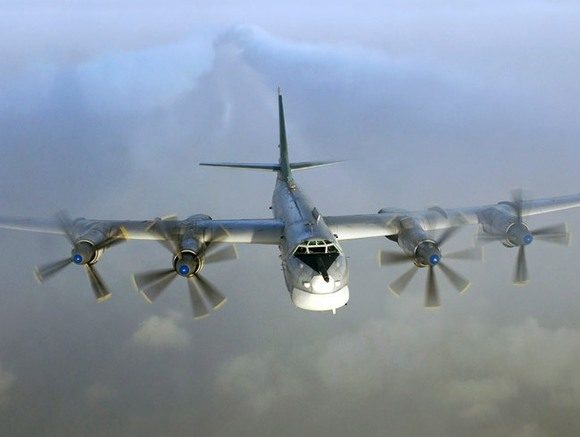 Истребитель ВВС Южной Кореи открыл предупредительный огонь по российскому самолету