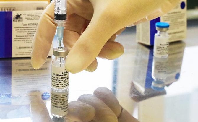 Почему Путин не спешит делать прививку от коронавируса?
