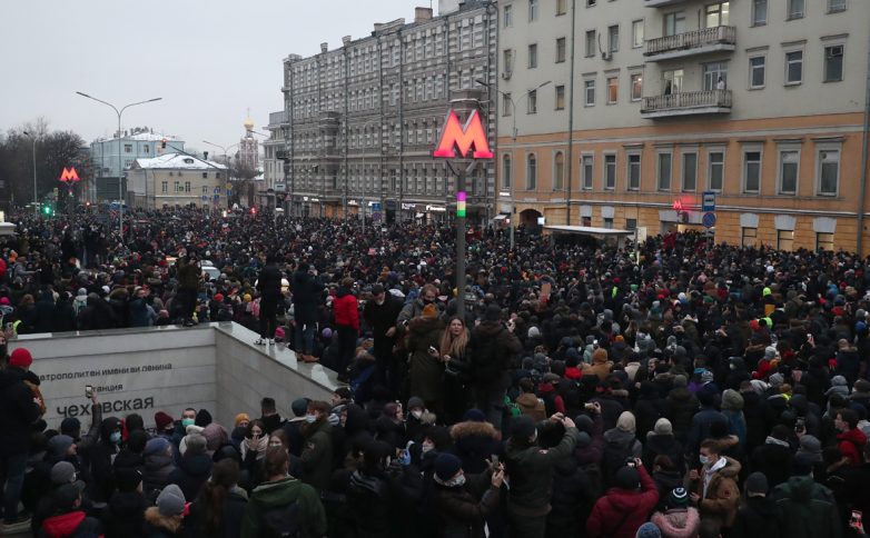 В Кремле оценили число участников протестов словами «мало людей»