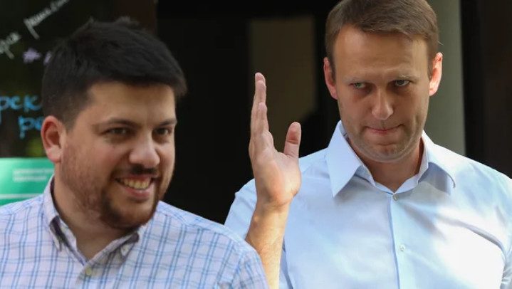На Навального и его соратников завели дело о создании экстремистского сообщества