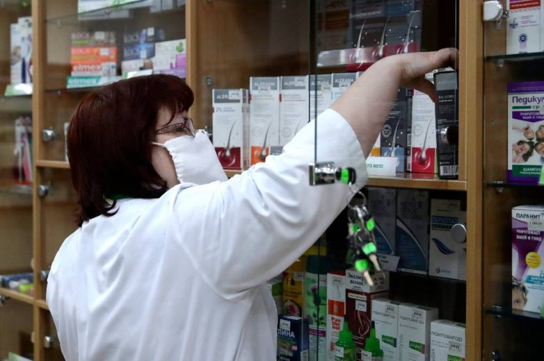 Почему во время эпидемии коронавируса взлетели цены на лекарства и кому выгодно продавать их государству?