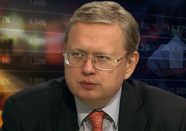 Депутат ГД призвал россиян забирать деньги из банков из-за введения QR-кодов