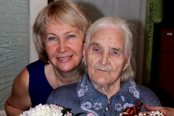 98-летнюю пенсионерку – ветерана ВОВ обязали заплатить налог на подарок к 9 мая