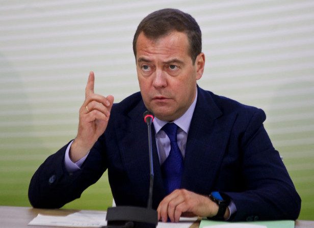Медведев назвал ядерное оружие лучшей гарантией сохранности России