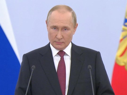 Путин заявил, что пока не известно, поедет ли он на саммит G20