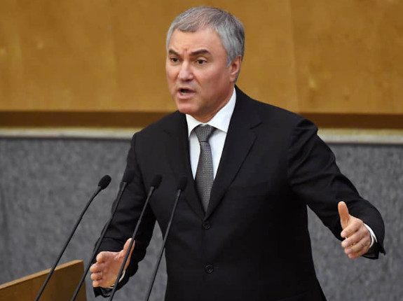 Володин предложил раздать депутатам 600 миллионов рублей