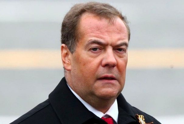 Медведев сделал «футуристический прогноз» на 2023 год