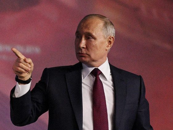 Самые яркие цитаты Путина, Набиуллиной, Силуанова и других участников ПМЭФ-2023
