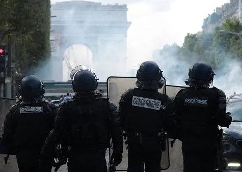 Во Франции пройдут протесты против полицейского произвола
