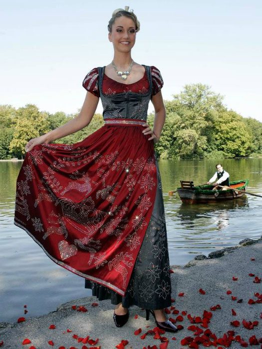 15 самых дорогих и роскошных платьев в мире
