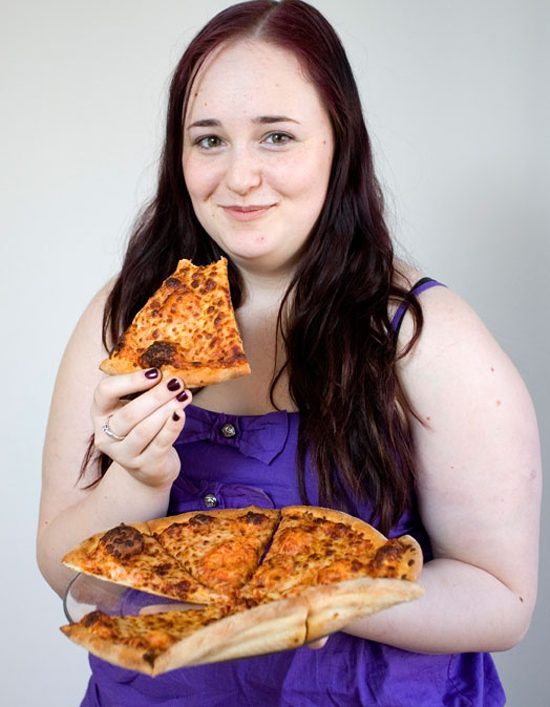 Эта девушка ничего не ест, кроме пиццы уже больше 10 лет