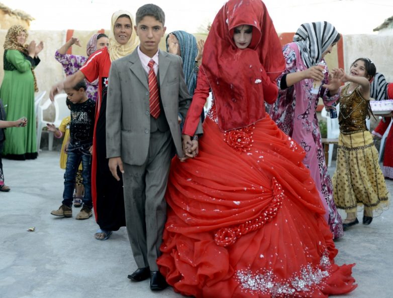 Какие свадебные платья носят девушки по всему миру