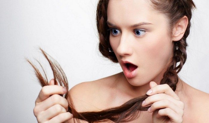 Основные ошибки в уходе за волосами, которые приводят к секущимся кончикам