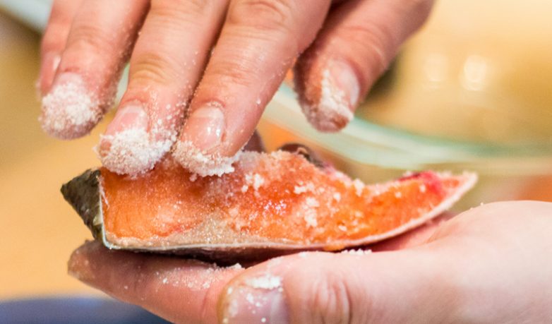 Как соль влияет на наше здоровье