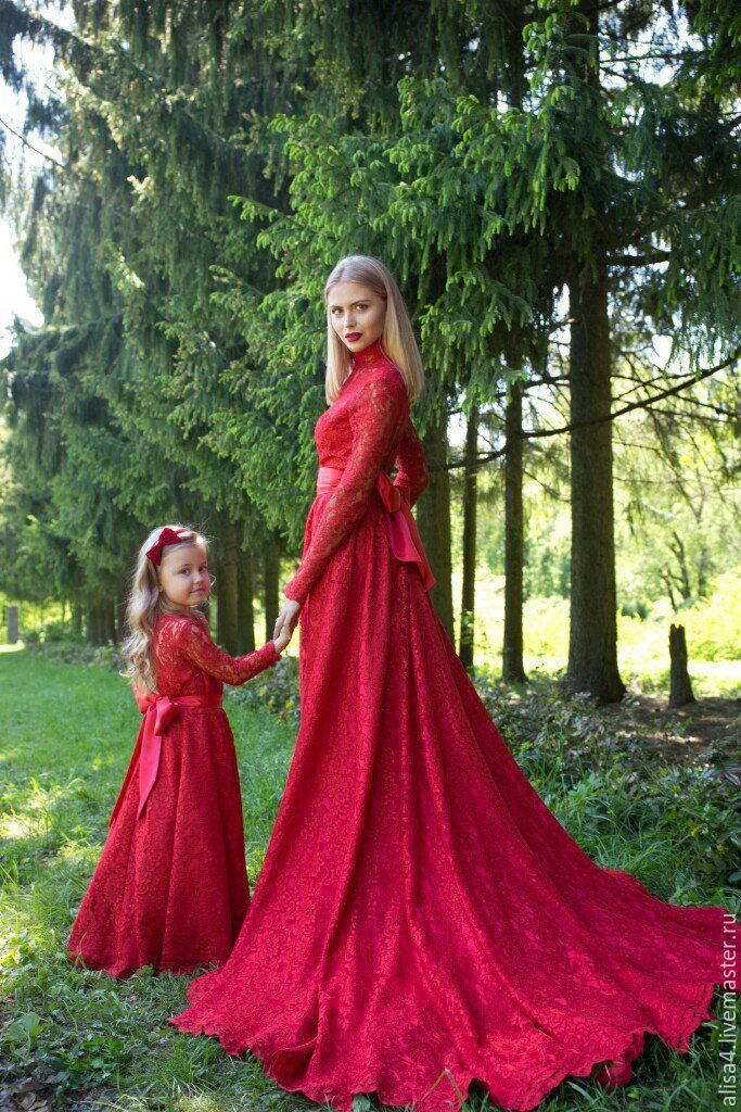 Сказочные наряды для мам и дочерей