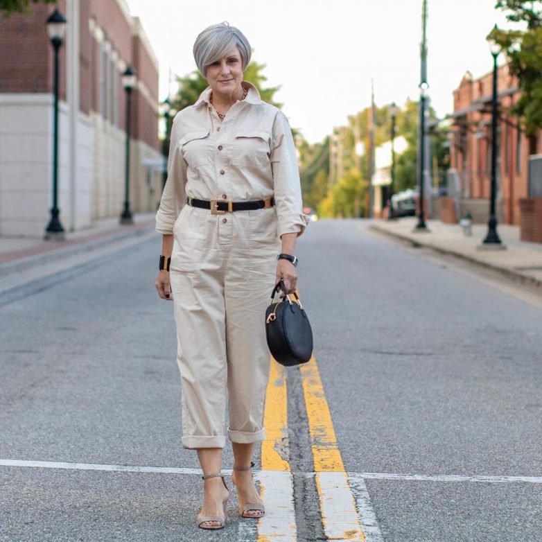Стильные образы от Бет Джалали для модных красоток 60 лет