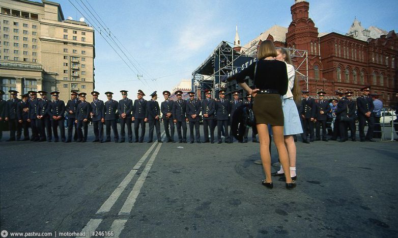 Прогулка по улицам Москвы 1991 года