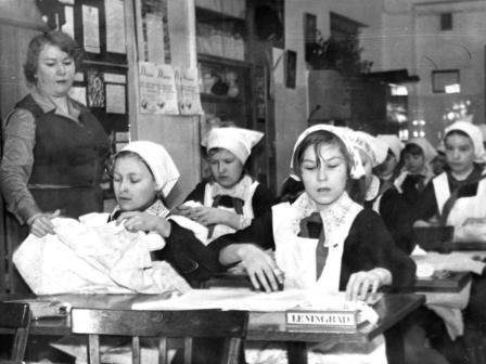 Советские школьники