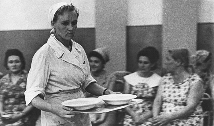 Как академик Несмеянов предлагал накормить советских людей едой из нефти
