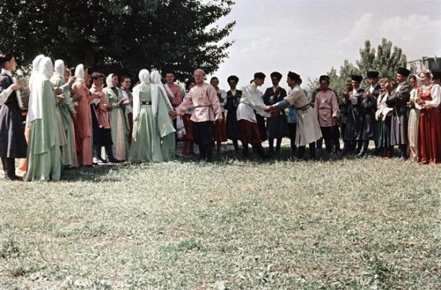 Повседневная жизнь СССР 1950-х в цвете