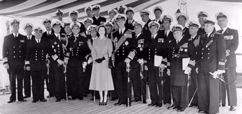 Как британская королева выбрала советского моряка