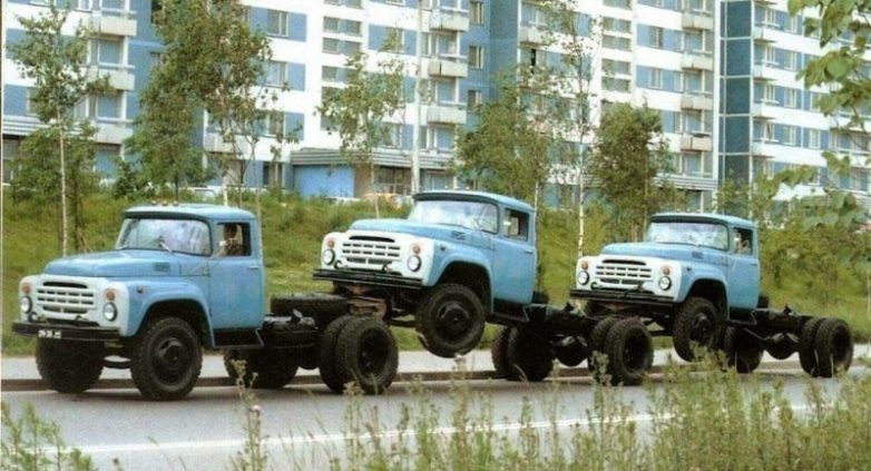 Они возили нас по дорогам СССР...
