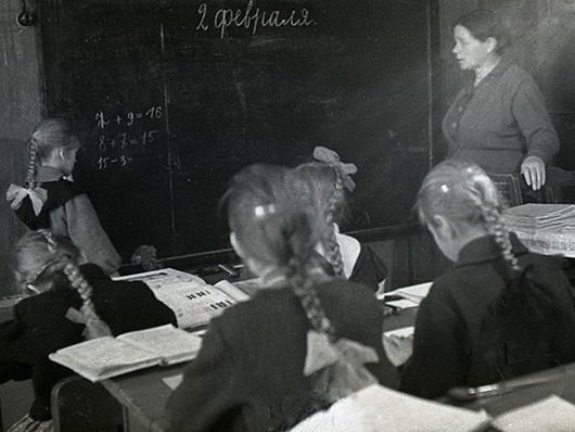 Деревенская советская школа 1964 года