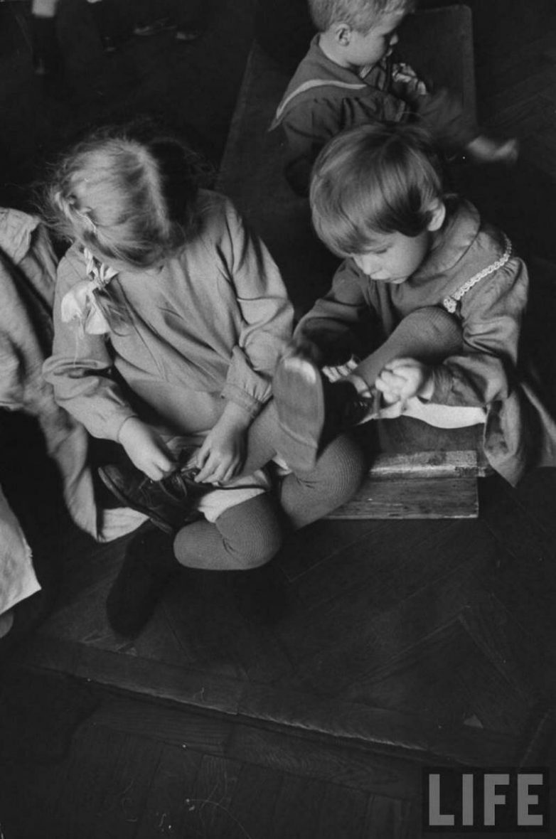 Каким был советский детский сад в 1960 году?