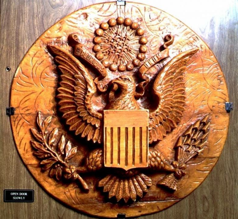 Операция «Исповедь»: как советский «жучок» слушал посольство США