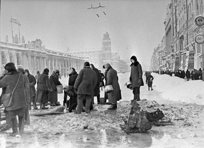 Кабель жизни: подвиг женщин-водолазов во время блокады Ленинграда