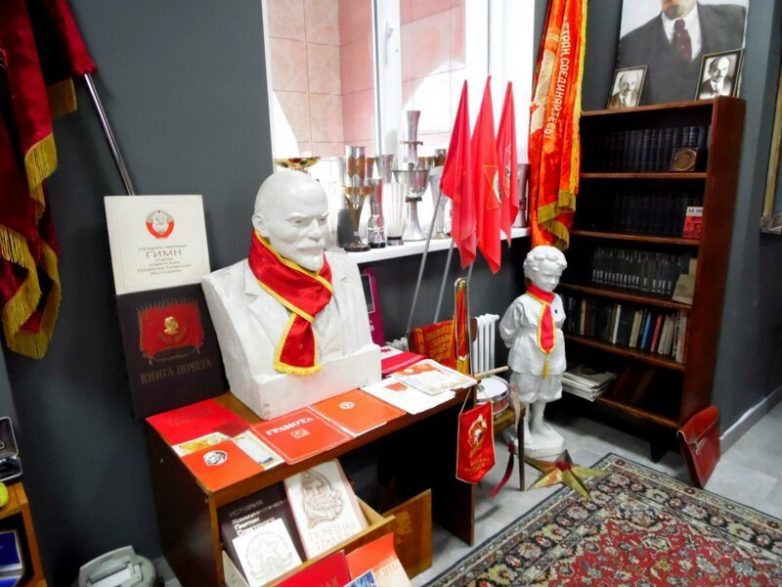 Предметы и вещи советской эпохи из музея СССР в Сочи