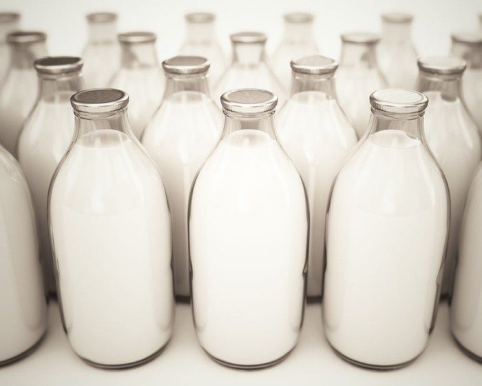 Почему советское молоко прокисало быстро, а российское хранится месяцами?