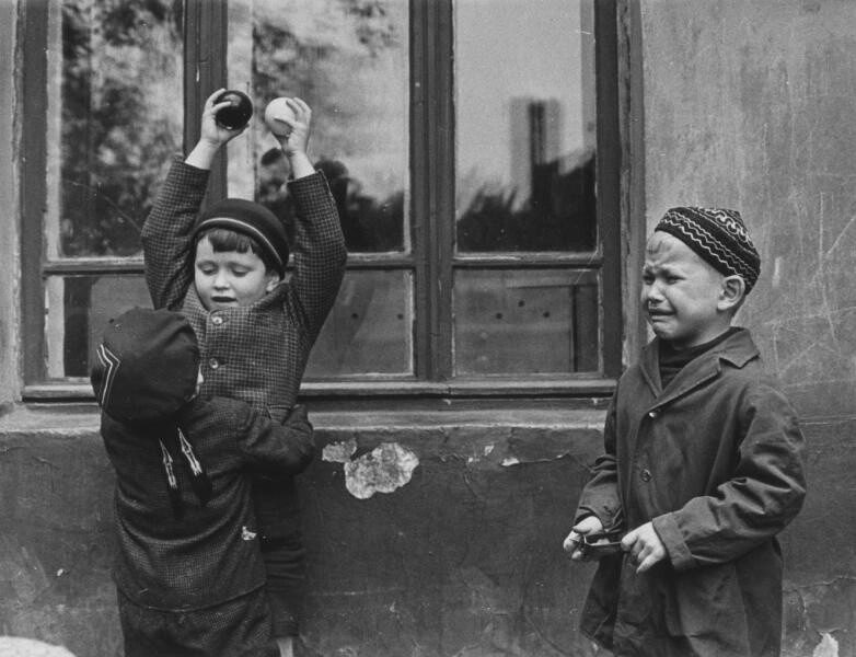 Детские забавы советской эпохи
