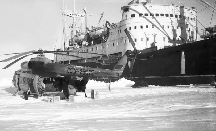 Советская военная база «Ледяной кулак», которая располагалась на айсберге