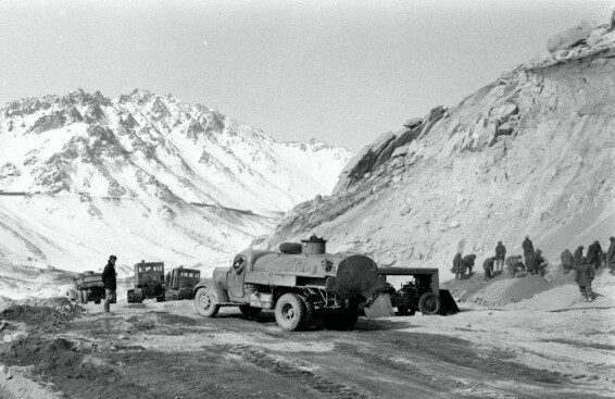 Зачем СССР подарил Афганистану многомиллионный тоннель?